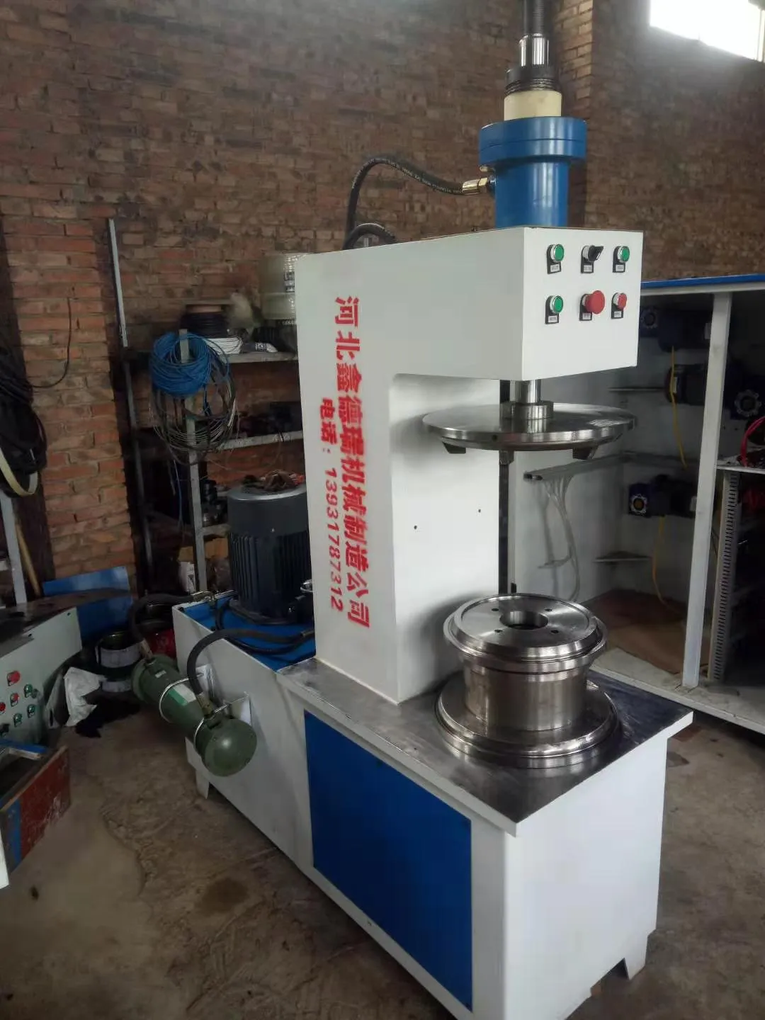 Hydraulic Flanging Machine